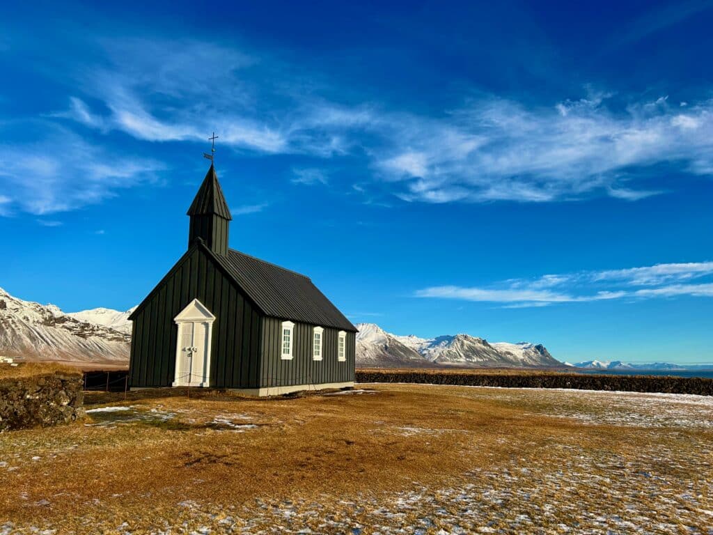 Chiesetta di Búðir – Islanda @pescini.com